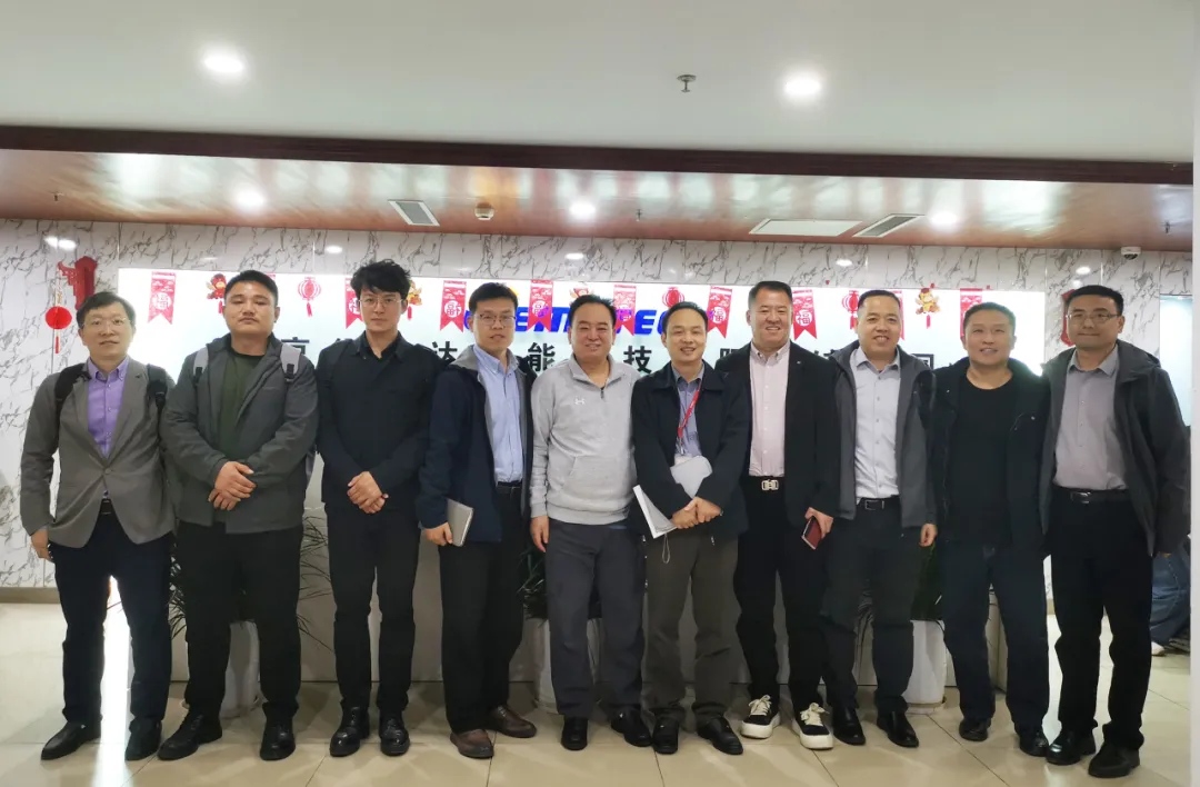 交流互鉴 合作共赢 | 中科曙光高层领导莅临集智达参观考察